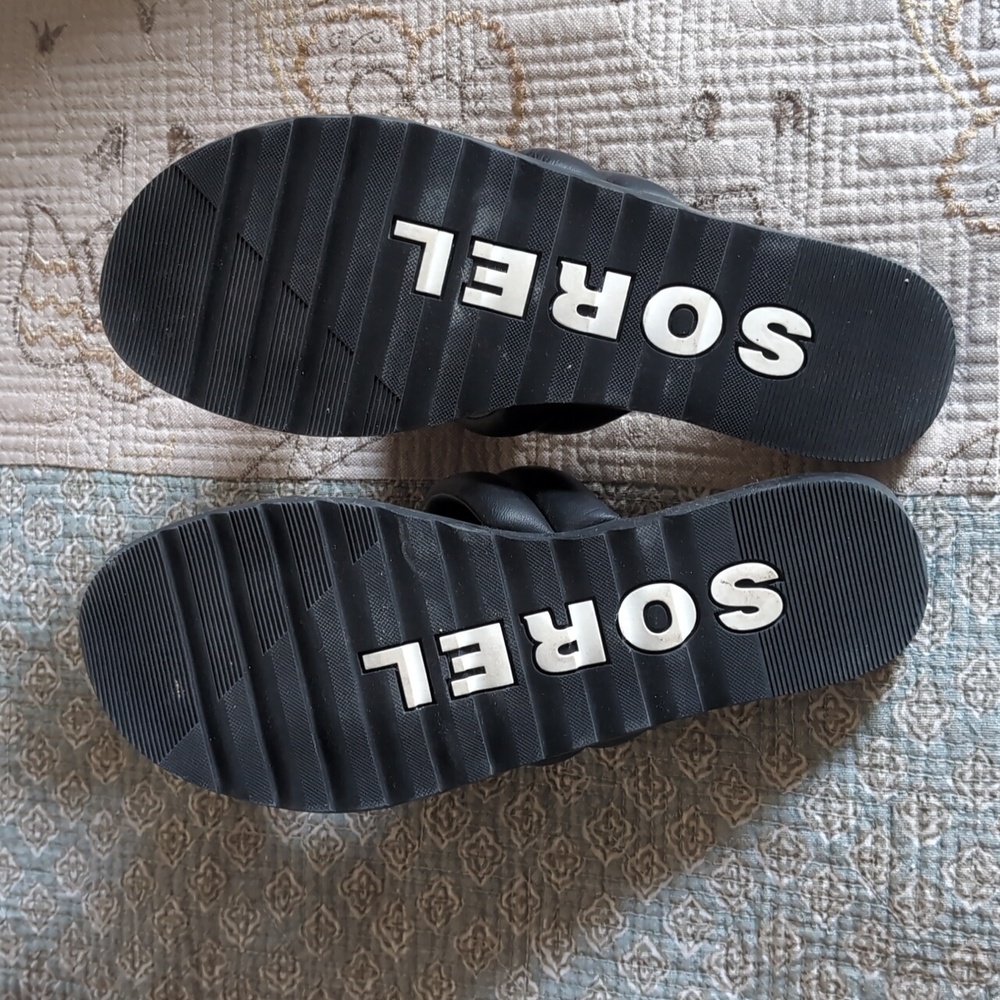 Sorel sandals 🩴 - Picture 3 of 3